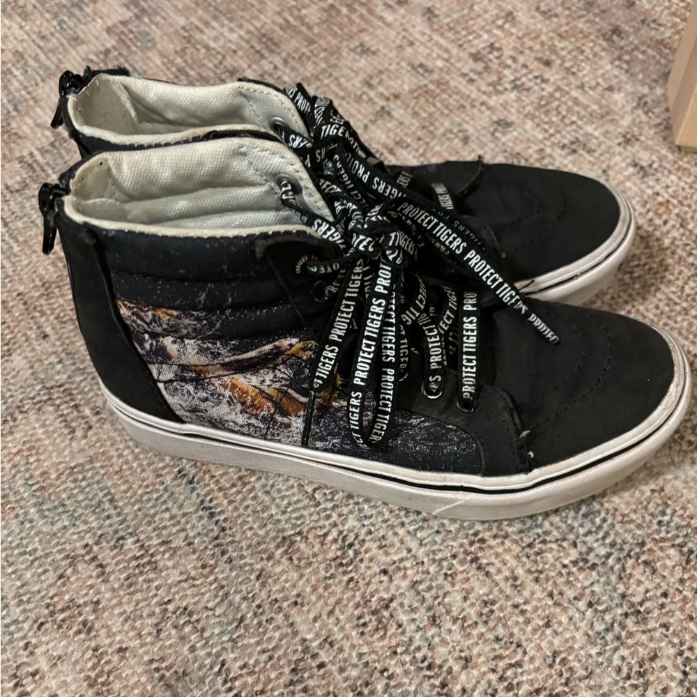 Vans Protect Tiger Hightop Sneakers
